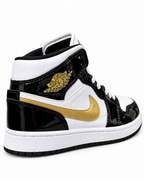 JDAN Retro 1 Charol Negra Dorada