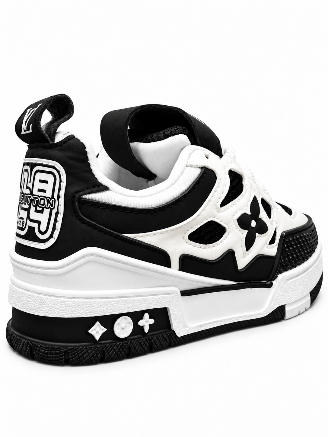 LOV Skate Blanco Negro