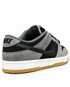NKK Sb Dunk Negro Gris