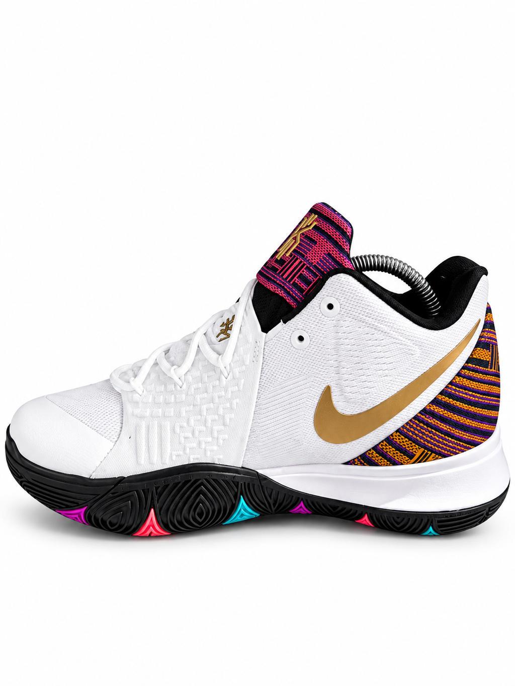 NKK Bota Kyrie Irving 5 3383 Blanca