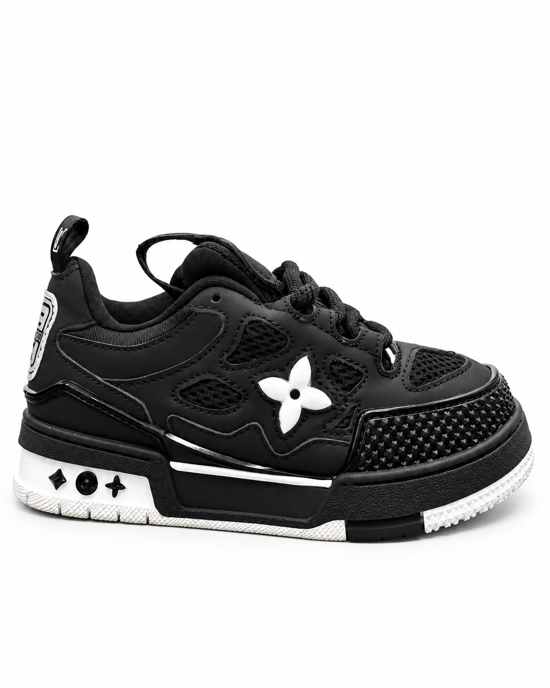 LOV Skate Negro Blanco
